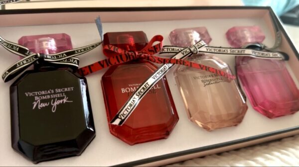 Victoria’s Secret Bombshell Ladies Gift Set - Image 5