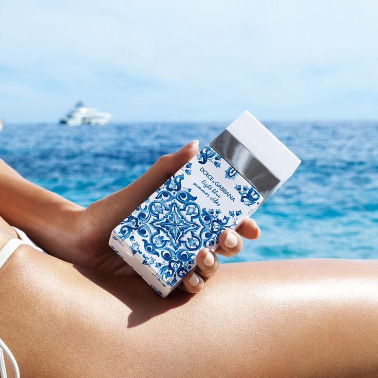 Dolce & Gabbana Light Blue Summer Vibes Ladies EDT 100ml - Image 3