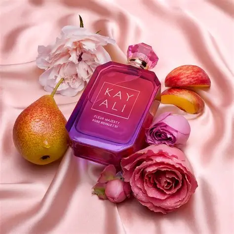 Kayali Ladies Gift Set - White Box - Image 5